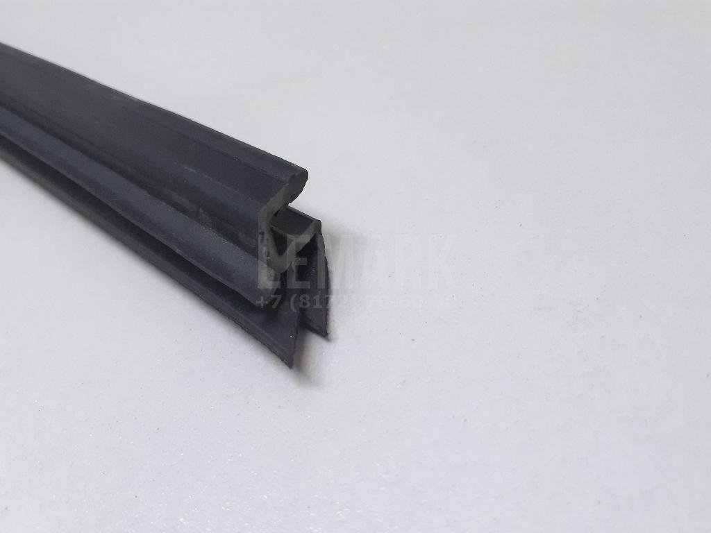 Накладка стекла переднего левого для  BMW X6 E71 2008-2014