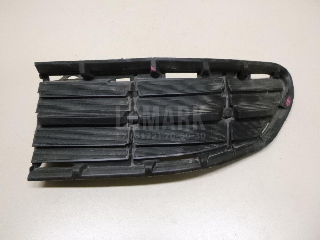 Решетка в бампер правая 5312742040 Toyota