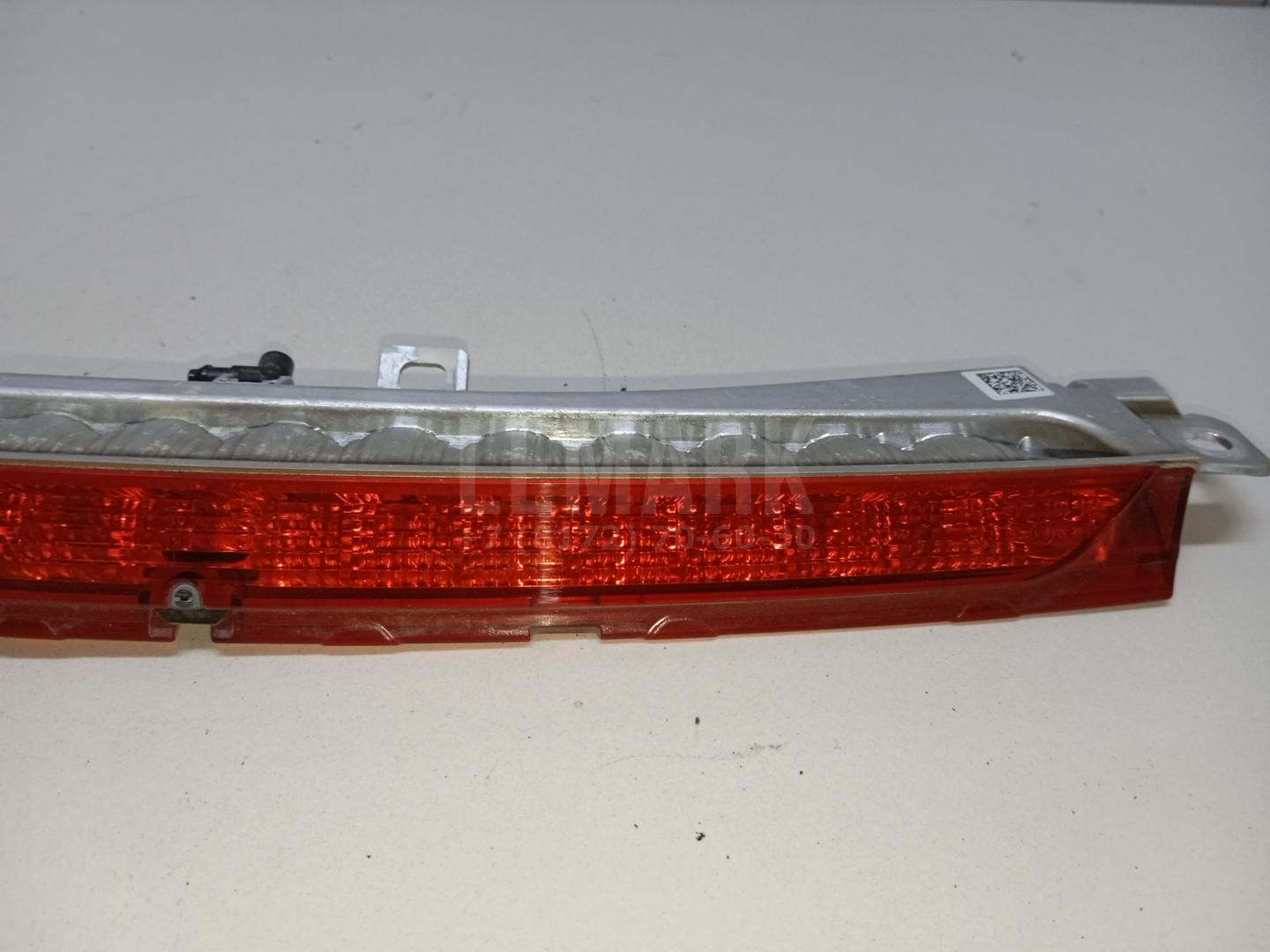 Фонарь задний (стоп сигнал) для  Cadillac BLS 2006-2010