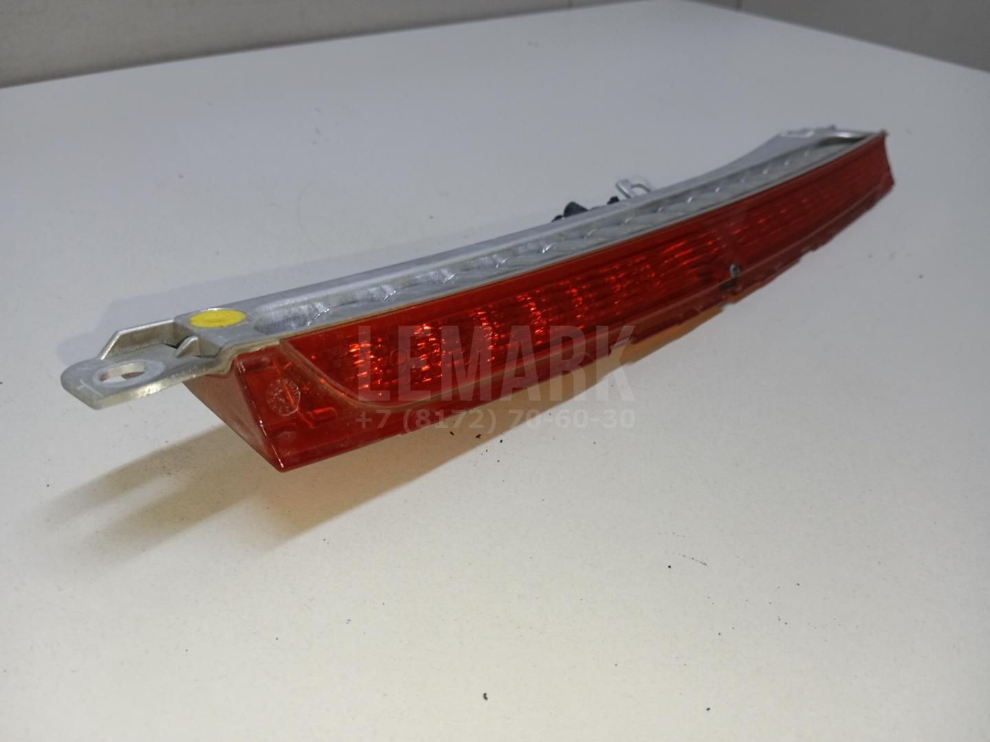 Фонарь задний (стоп сигнал) для  Cadillac BLS 2006-2010