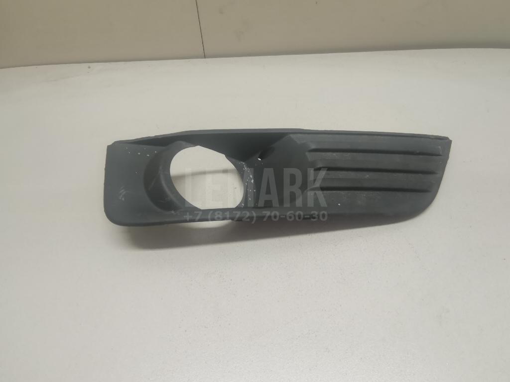 Решетка в бампер правая 1337347 Ford