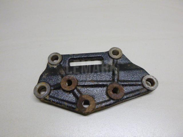 Кронштейн КПП 452103B640 Hyundai-Kia