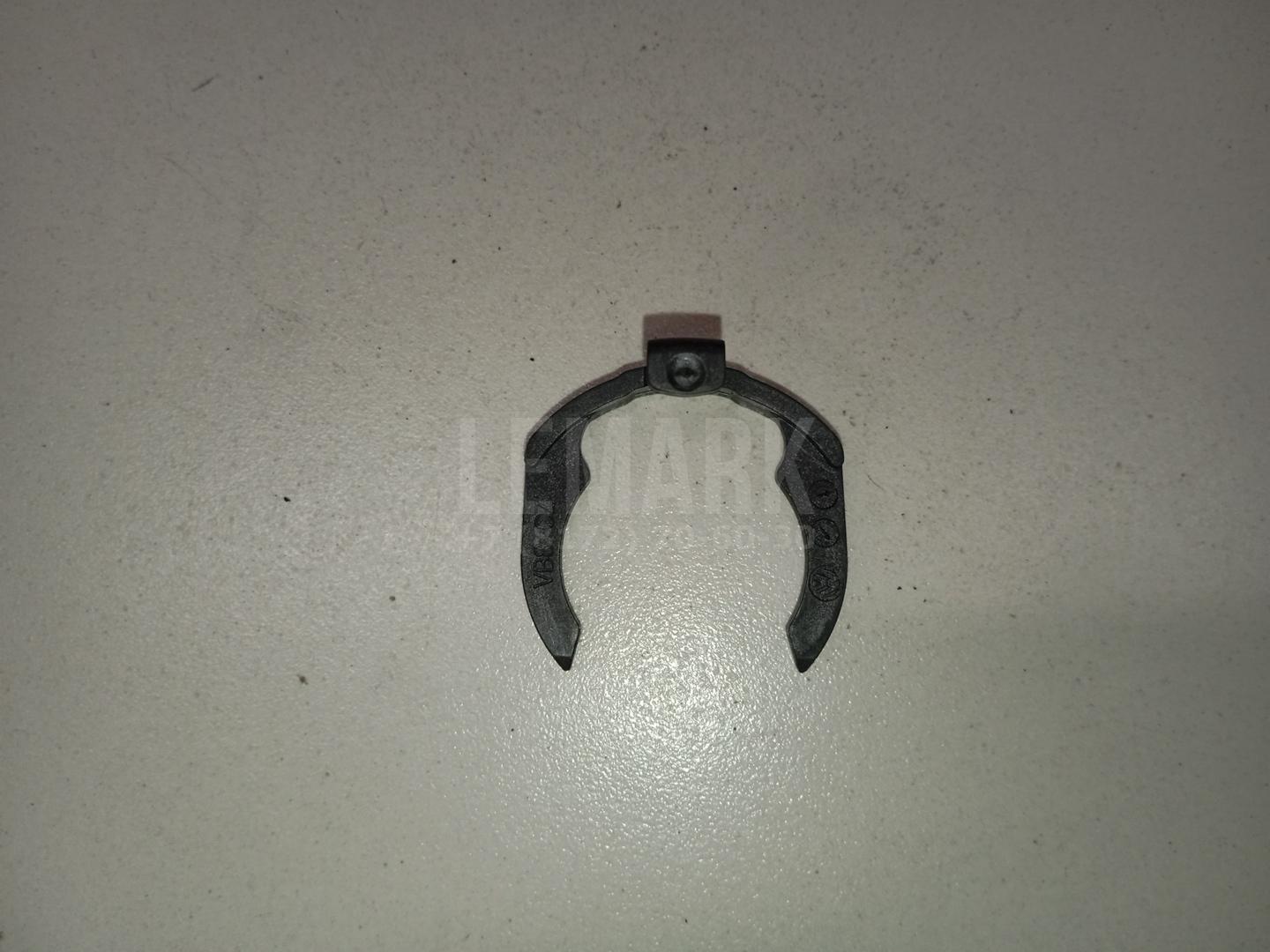 Скоба 03F121142 VAG