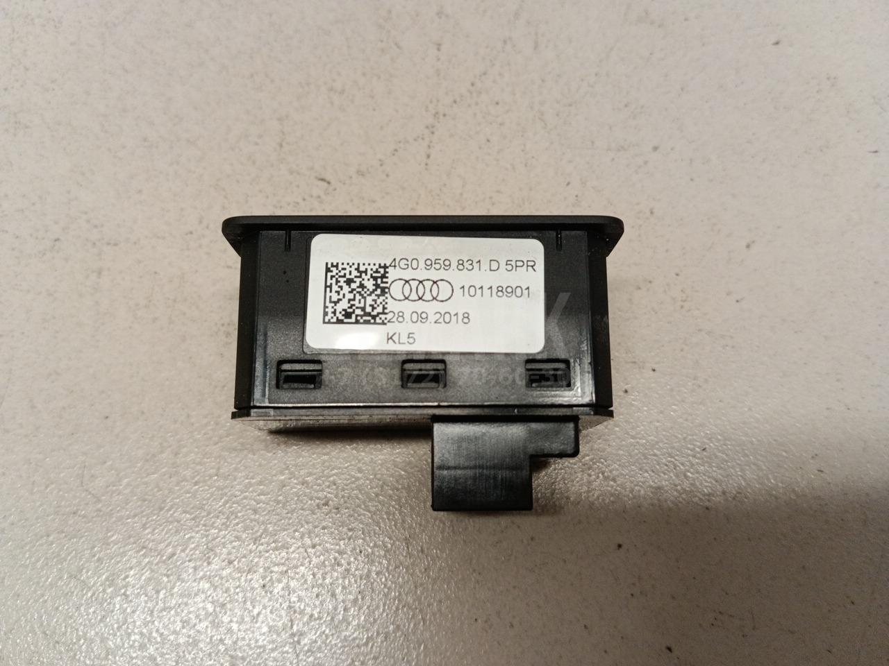 Кнопка закрывания багажника для  BMW X6 F16/F86 2014-2020