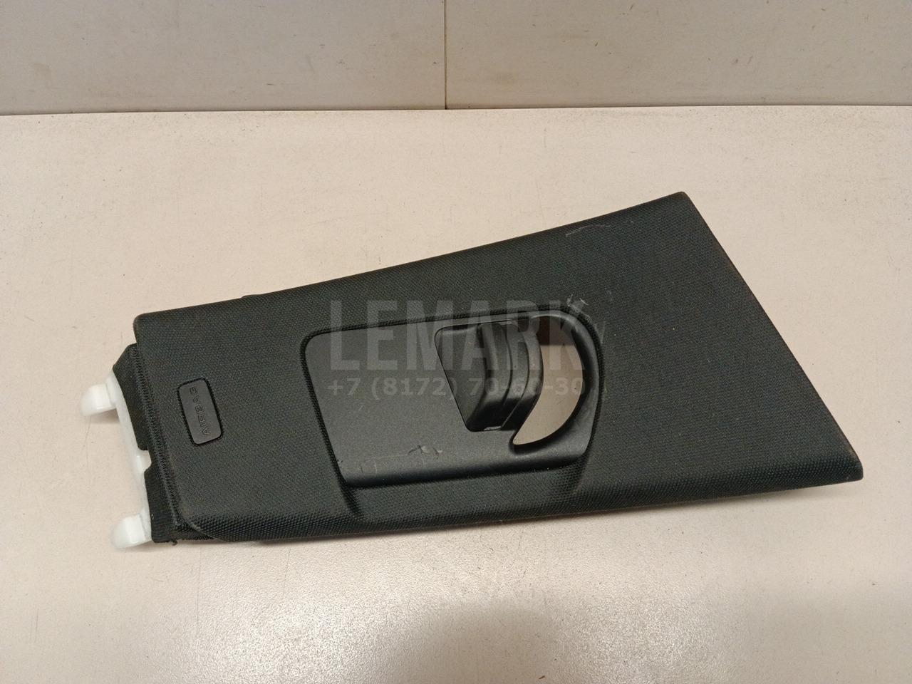 Обшивка стойки для  BMW 1-serie E82/E88 2007-2013