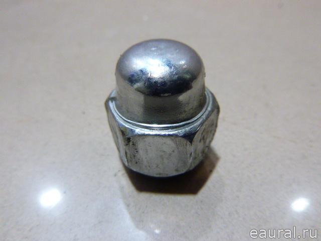 Гайка колеса