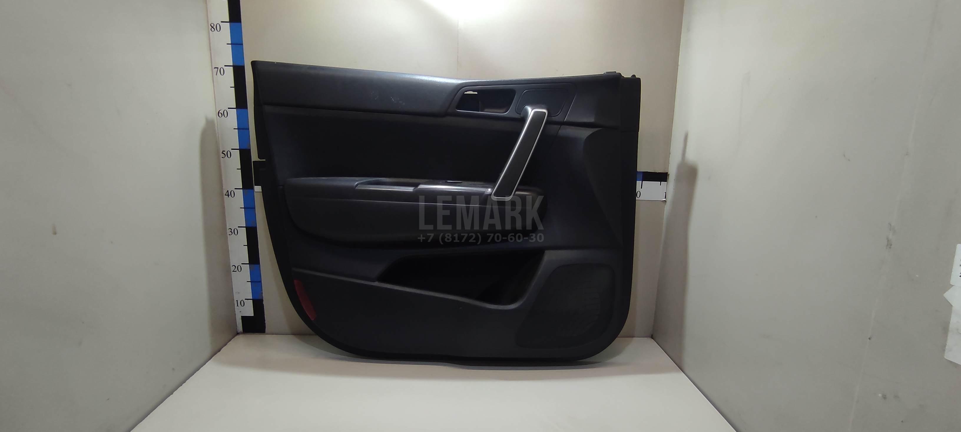 Обшивка двери передней левой 82307D9060WK Hyundai-Kia