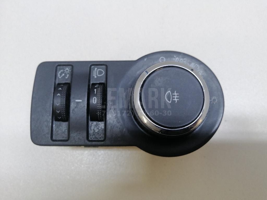 Переключатель света фар 13268697 GM