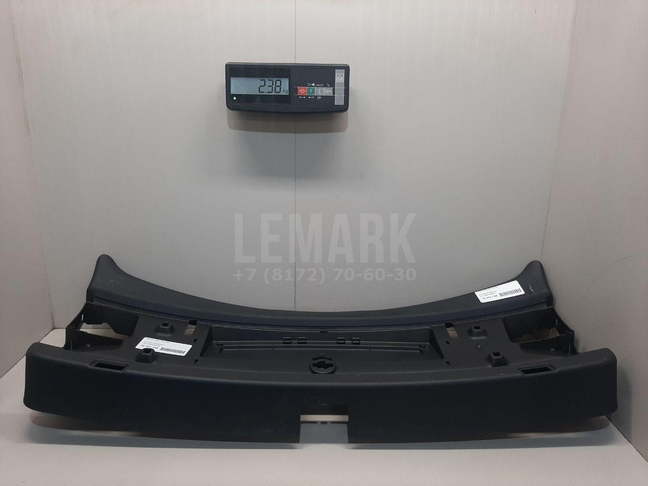 Обшивка двери багажника для  BMW 5-serie E60/E61 2003-2009