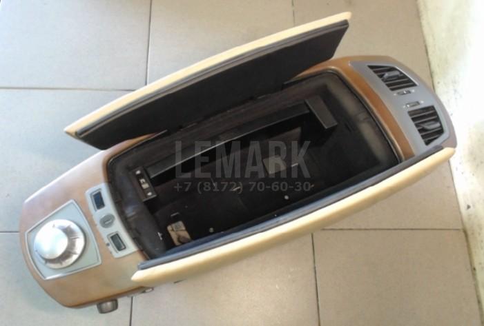 Подлокотник для  BMW X3 G01 2017-2024