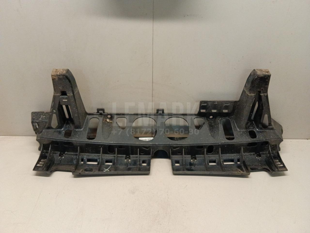 Кронштейн заднего бампера для  BMW 7-serie G11/G12 2015-2022