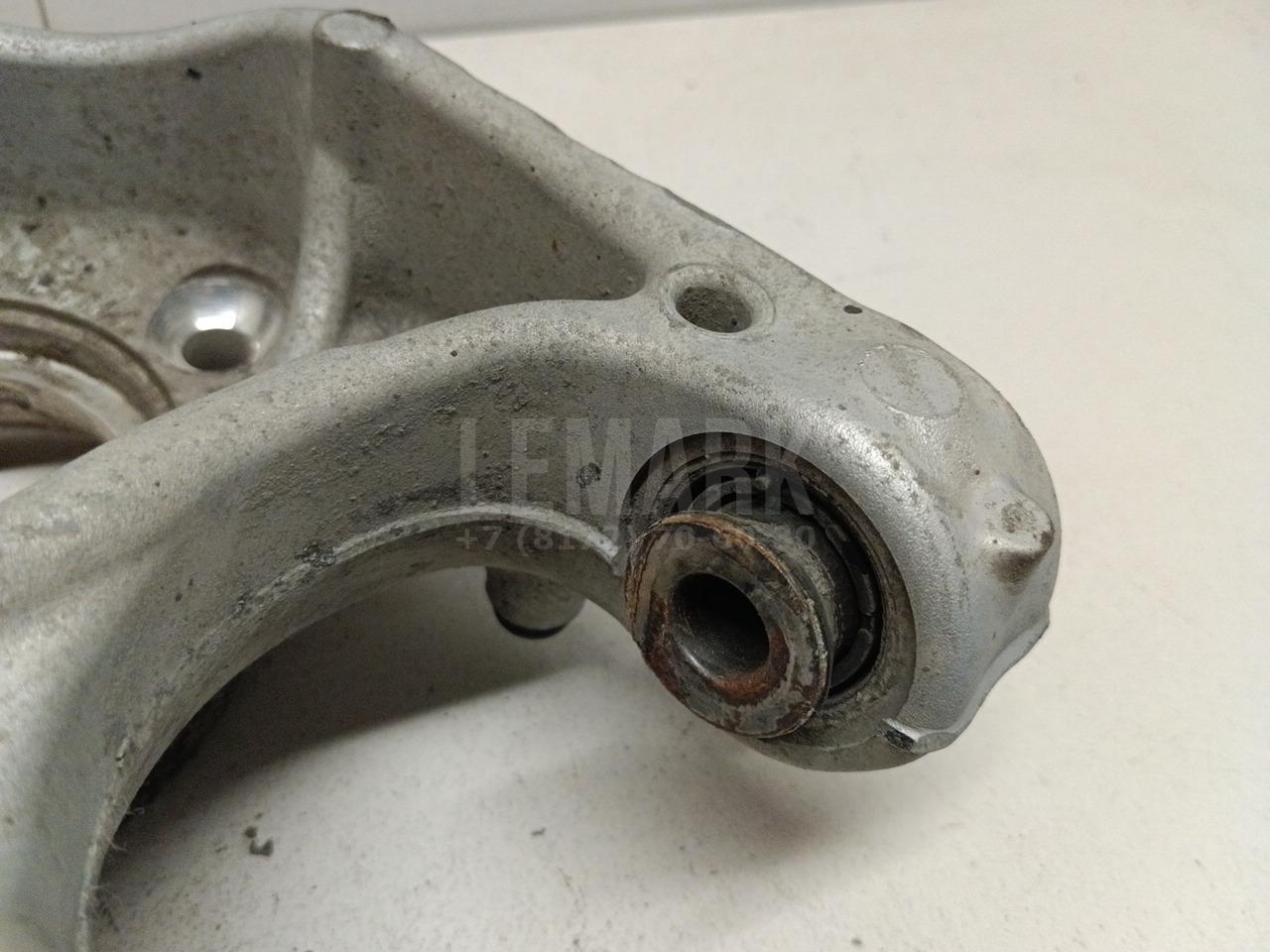 Кулак поворотный задний правый для  BMW X3 E83 2004-2010