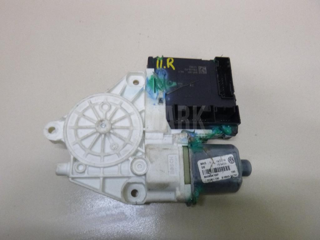 Моторчик стеклоподъемника 5N0959702GZ0B VAG