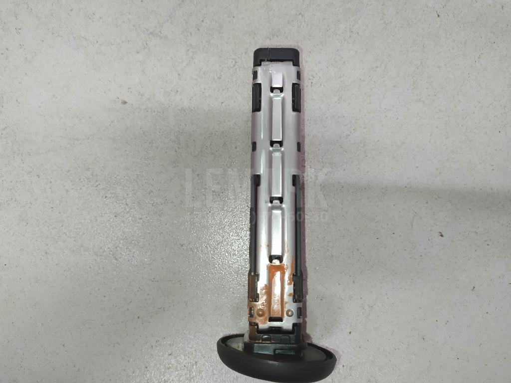 Направляющая подголовника 1K0881920J82V VAG