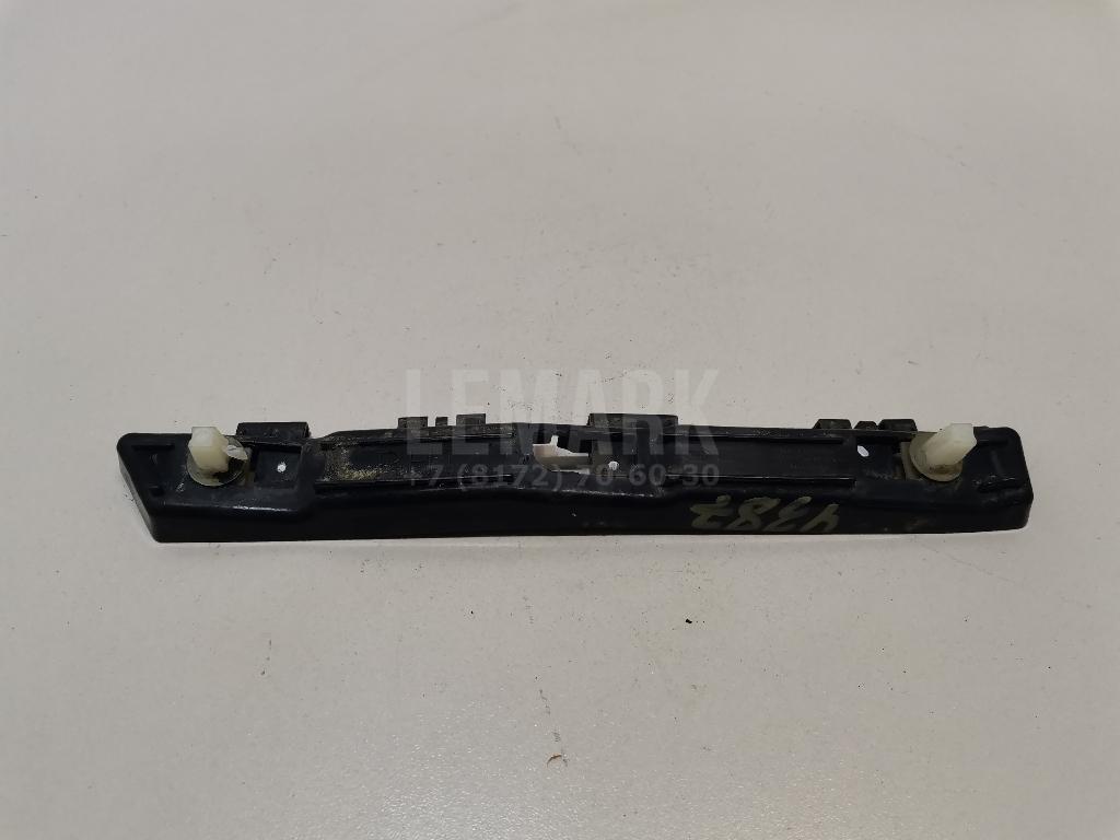 Кронштейн переднего бампера правый 866641U000 Hyundai-Kia