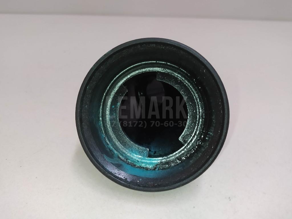 Горловина маслозаливная