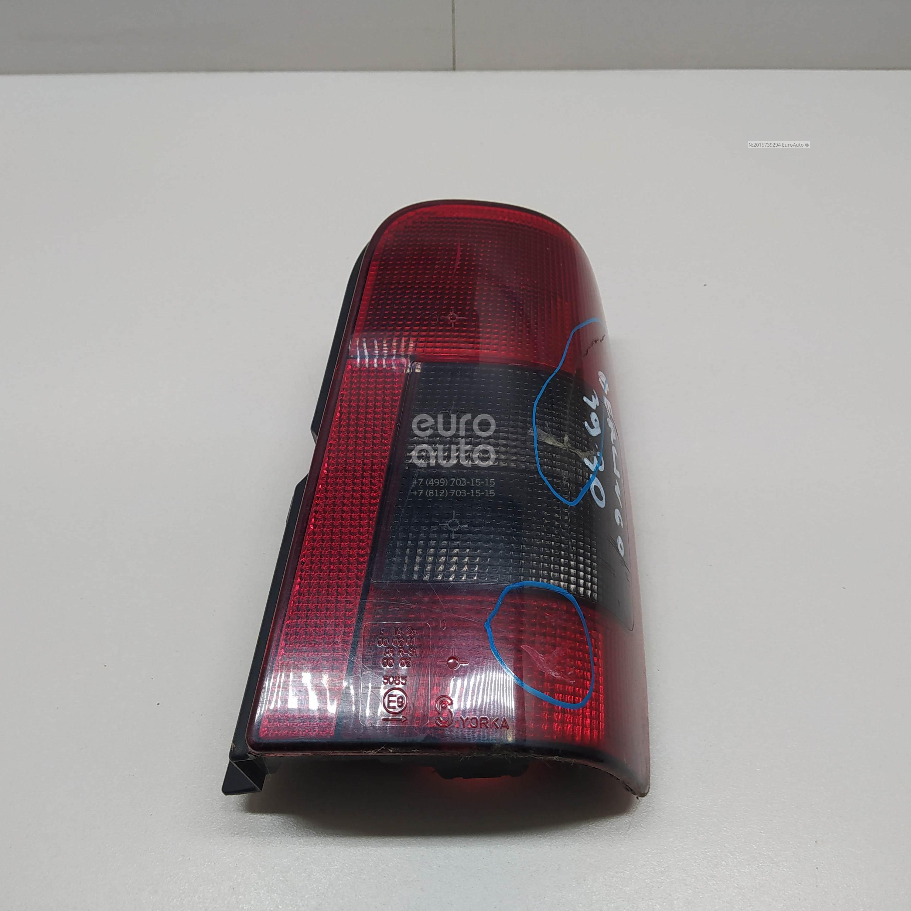 Задний левый фонарь ситроен джампер 2013. Berlingo задние фонари eagle. Задние фонари пежо партнер. Задние фонари берлинго. Задний фонарь citroen berlingo.
