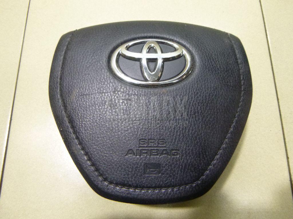 Подушка безопасности в рулевое колесо 4513042201C0 Toyota