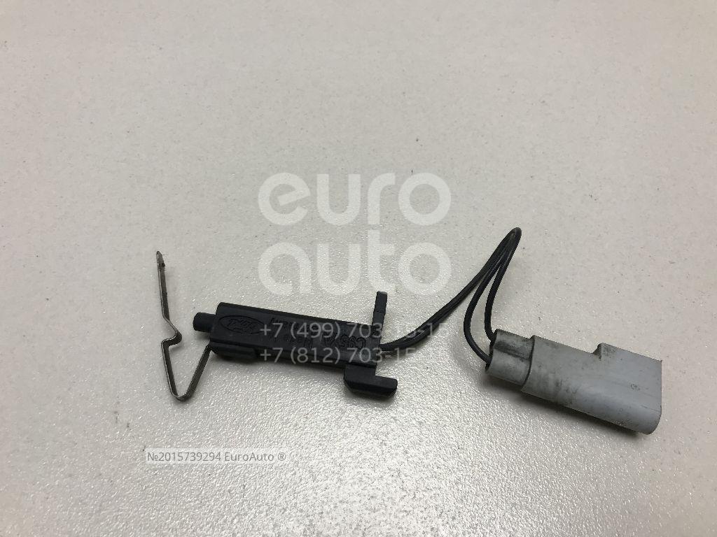 датчик температуры воздуха мондео 4. датчик наружной температуры ford mondeo 2000. 6820218 – датчик температуры. 1707395 датчик температуры. датчик наружного воздуха форд мондео 3.