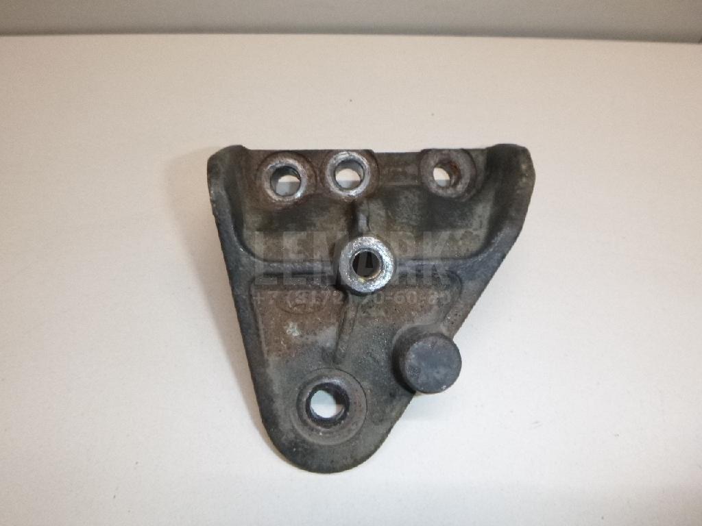 Кронштейн опоры двигателя 218252B200 Hyundai-Kia