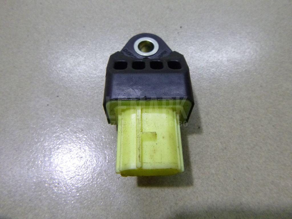 Датчик AIR BAG 8983112030 Toyota