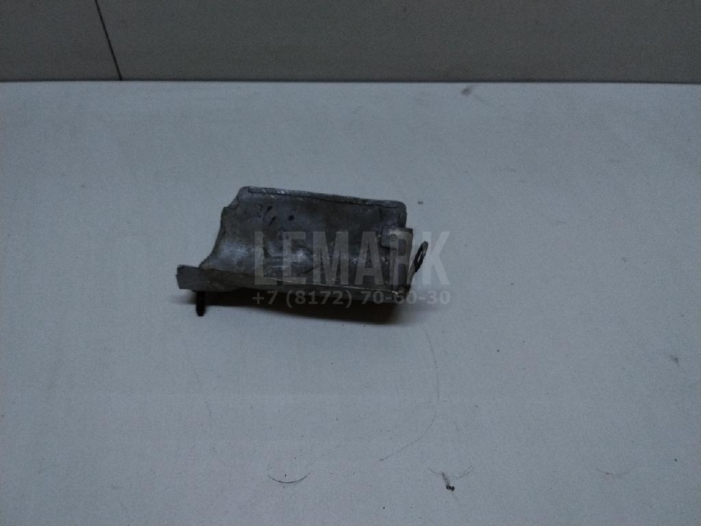 Экран тепловой для  Cadillac DTS 2005-2011