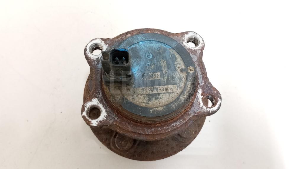 Ступица задняя 1851452 Ford