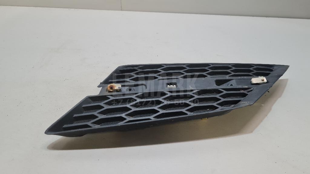 Решетка радиатора левая 5310642021 Toyota