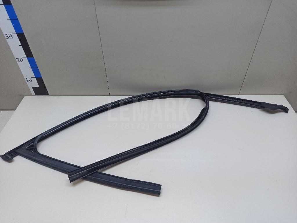 Направляющая стекла двери для  BMW 4-serie F32/F33/F82 2012-2020