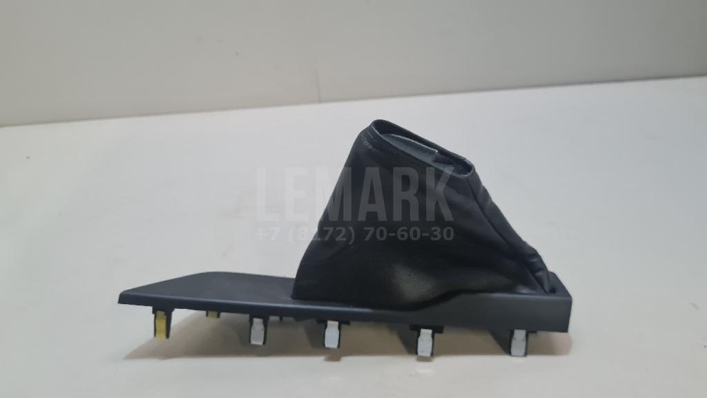 Чехол стояночного тормоза 588090R010C1 Toyota