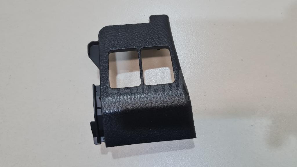 Накладка декоративная 5544742010C0 Toyota