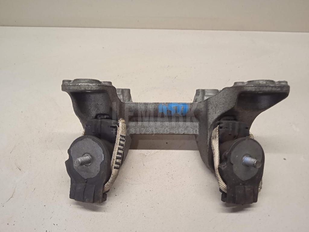 Опора КПП для  BMW 2-serie F45/F46 Tourer 2015-2022