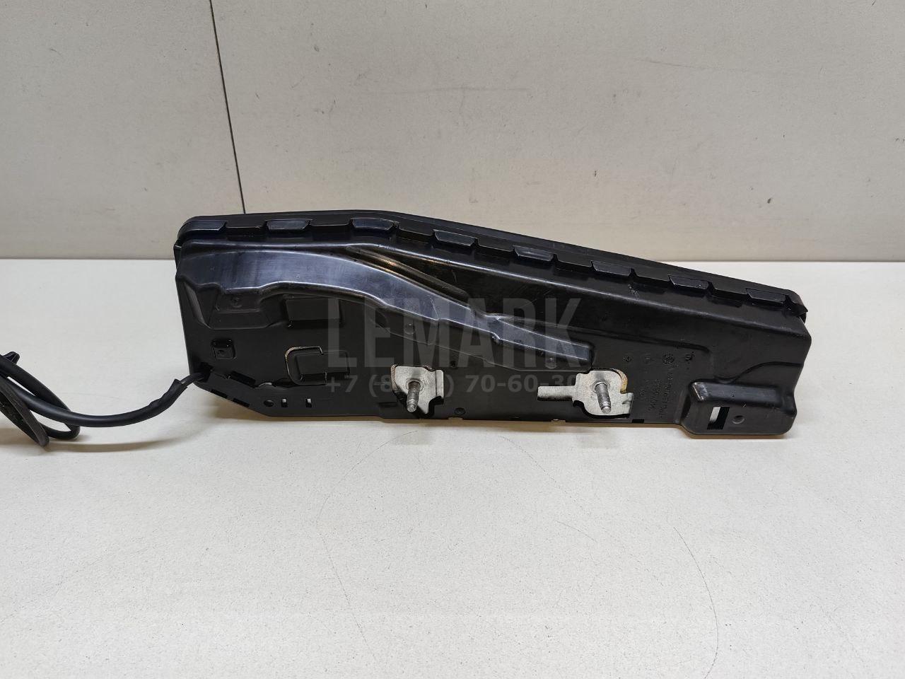 Подушка безопасности боковая (в сиденье) для  BMW 1-serie E82/E88 2007-2013