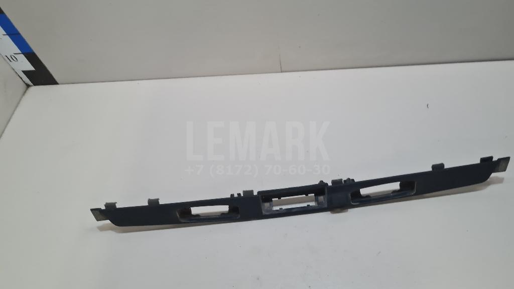 Накладка двери багажника 873122P510 Hyundai-Kia
