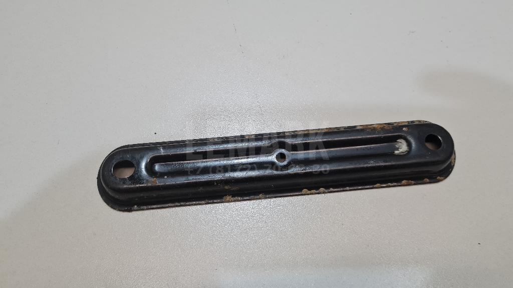 Кронштейн задней балки 554972W000 Hyundai-Kia