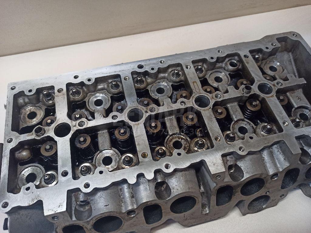 Головка блока для  BMW X1 U11 2022
