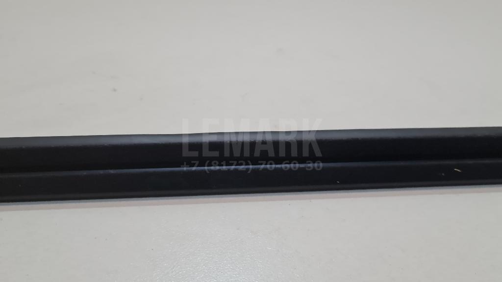 Накладка стекла заднего правого для  Aurus Senat 2021