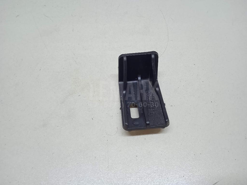 Кронштейн переднего бампера для  BMW 7-serie G11/G12 2015-2022