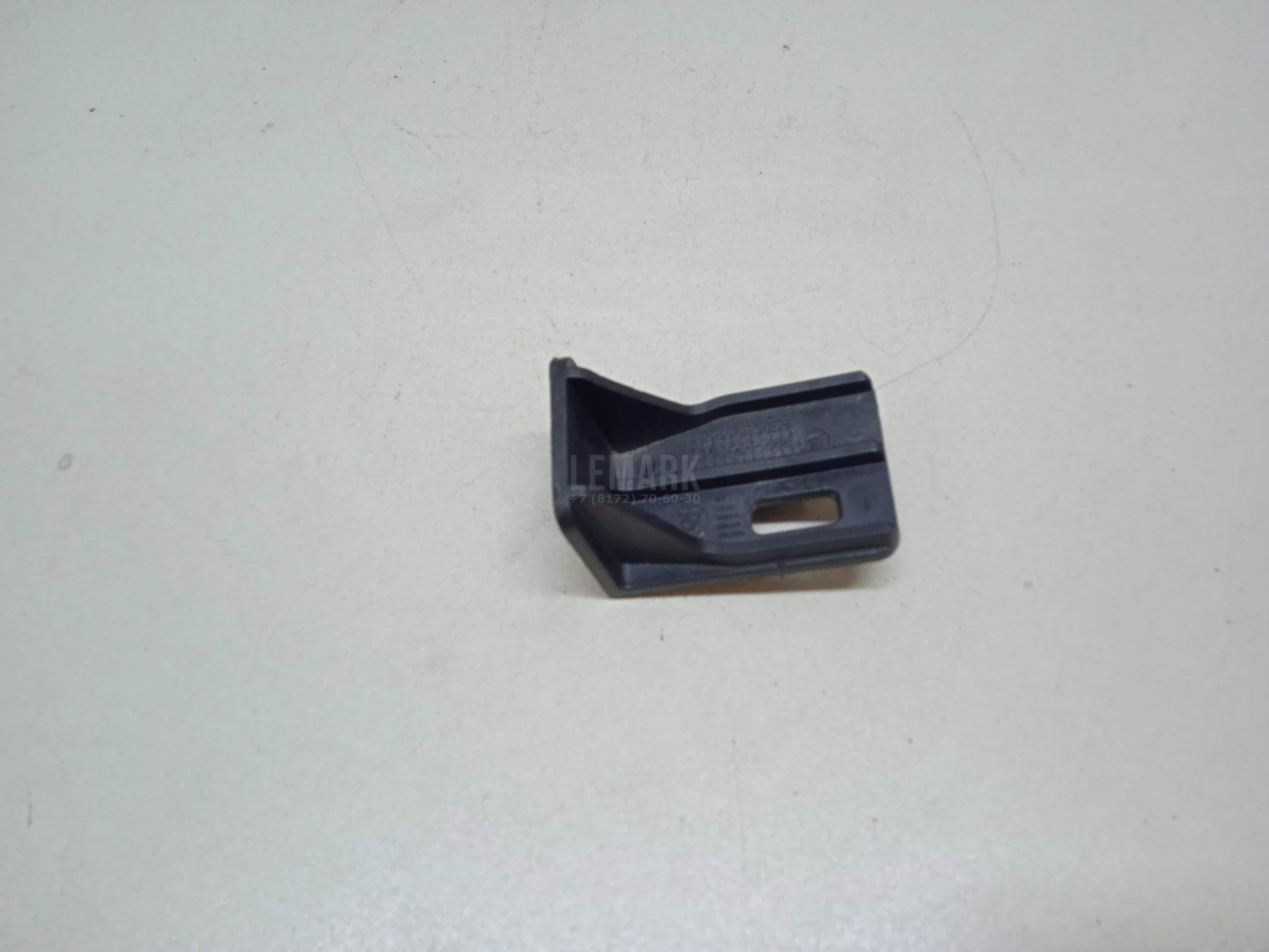 Кронштейн переднего бампера для  BMW 7-serie G11/G12 2015-2022