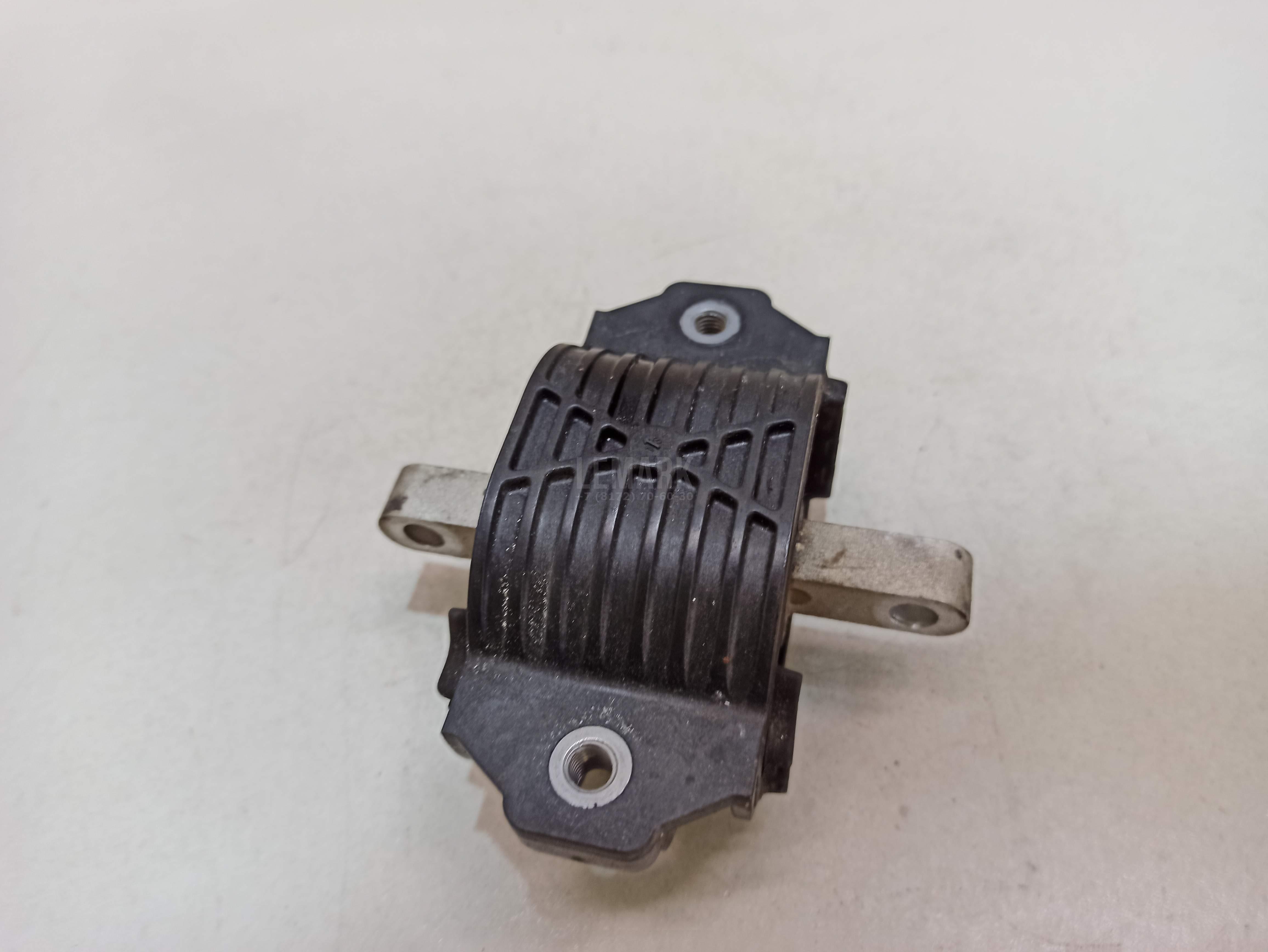 Опора КПП для  Audi Q6 2022