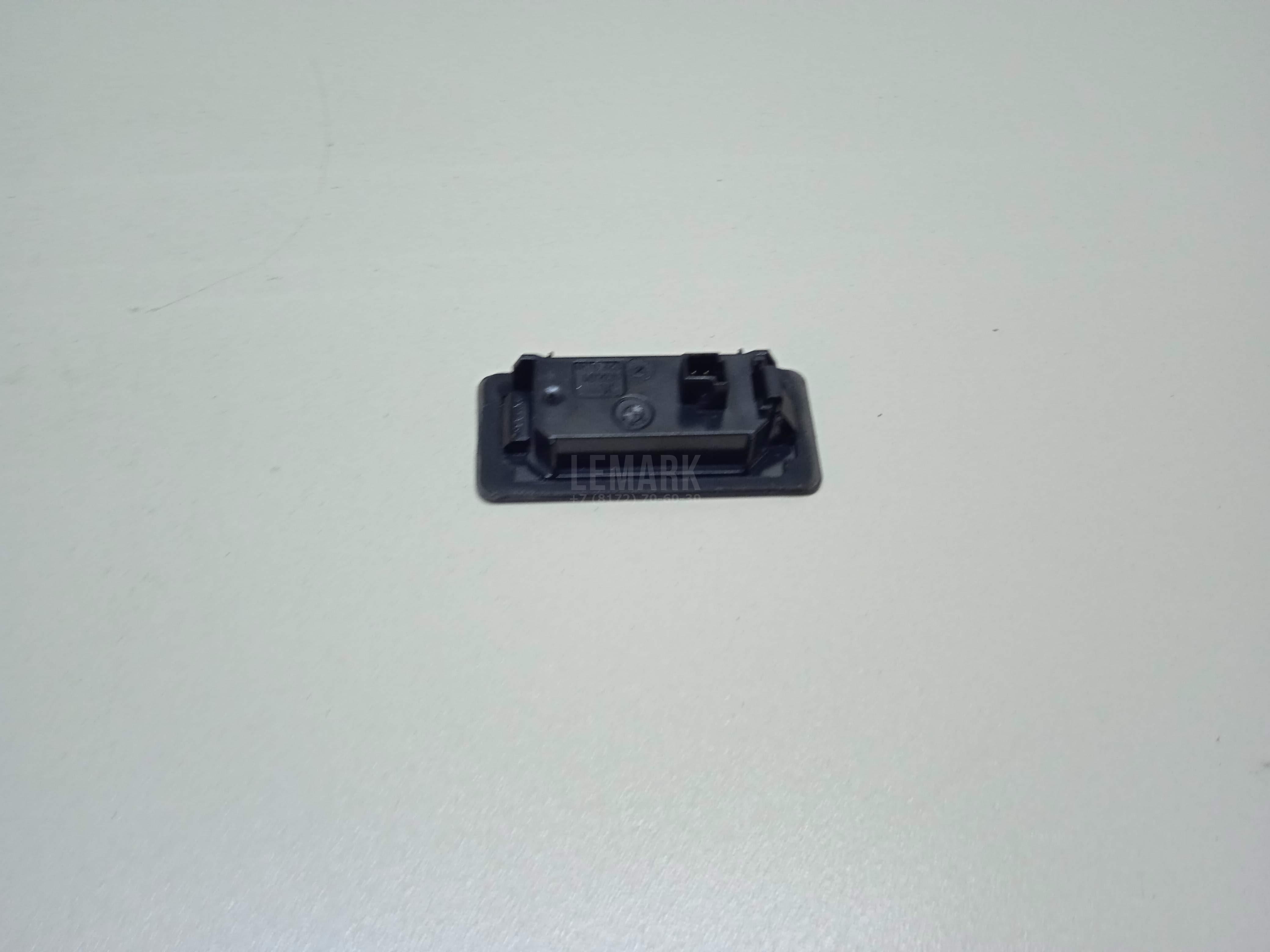 Фонарь подсветки номера для  Audi 80/90 [B4] 1991-1995