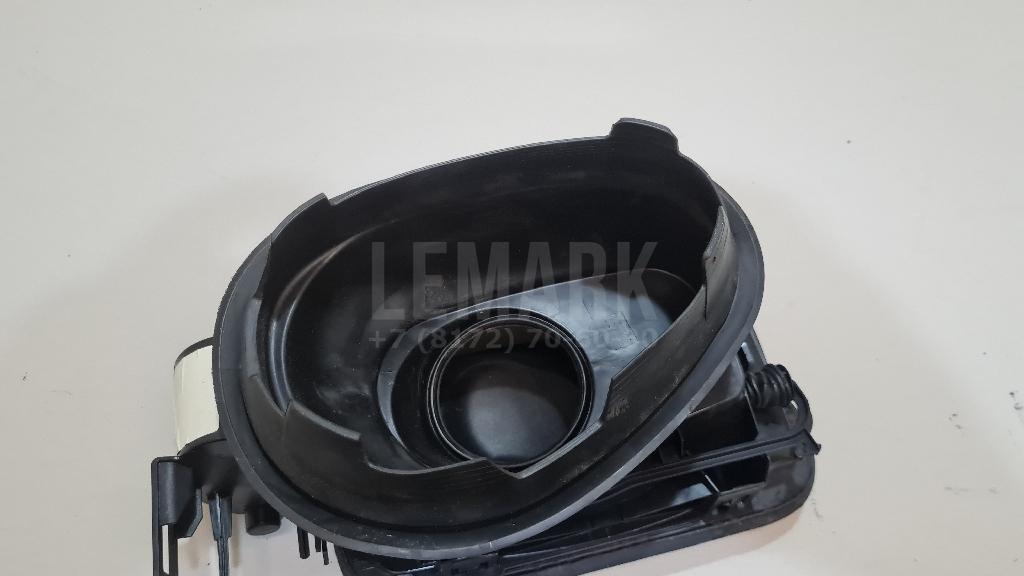 Ниша лючка бензобака для  BMW X3 E83 2004-2010