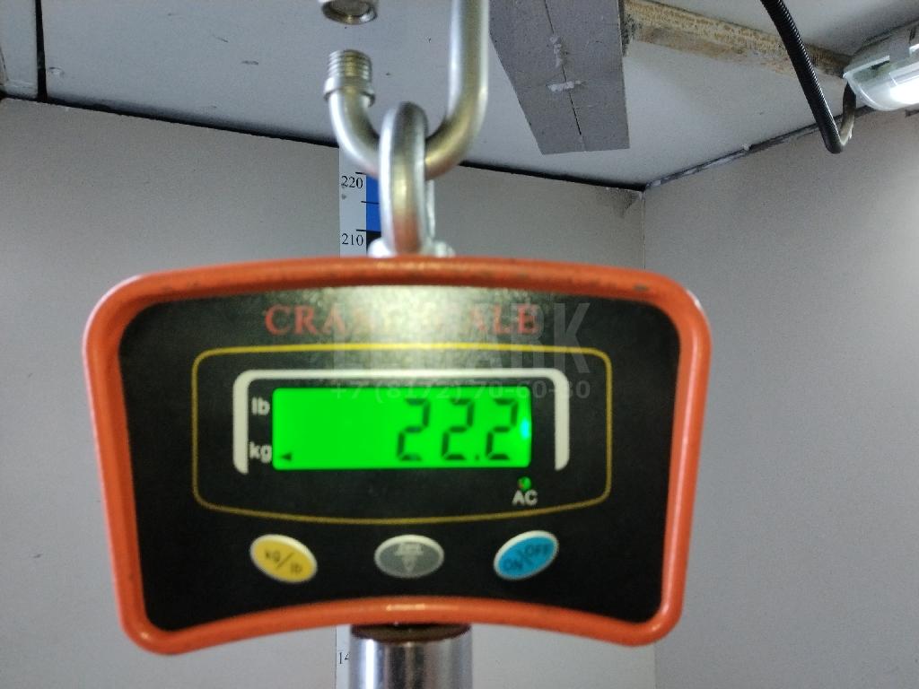 Эмблема на крышку багажника