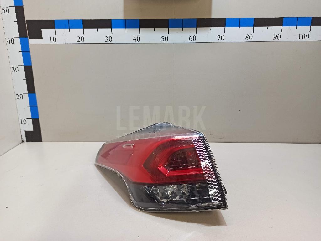 Фонарь задний наружный левый 8156142201 Toyota