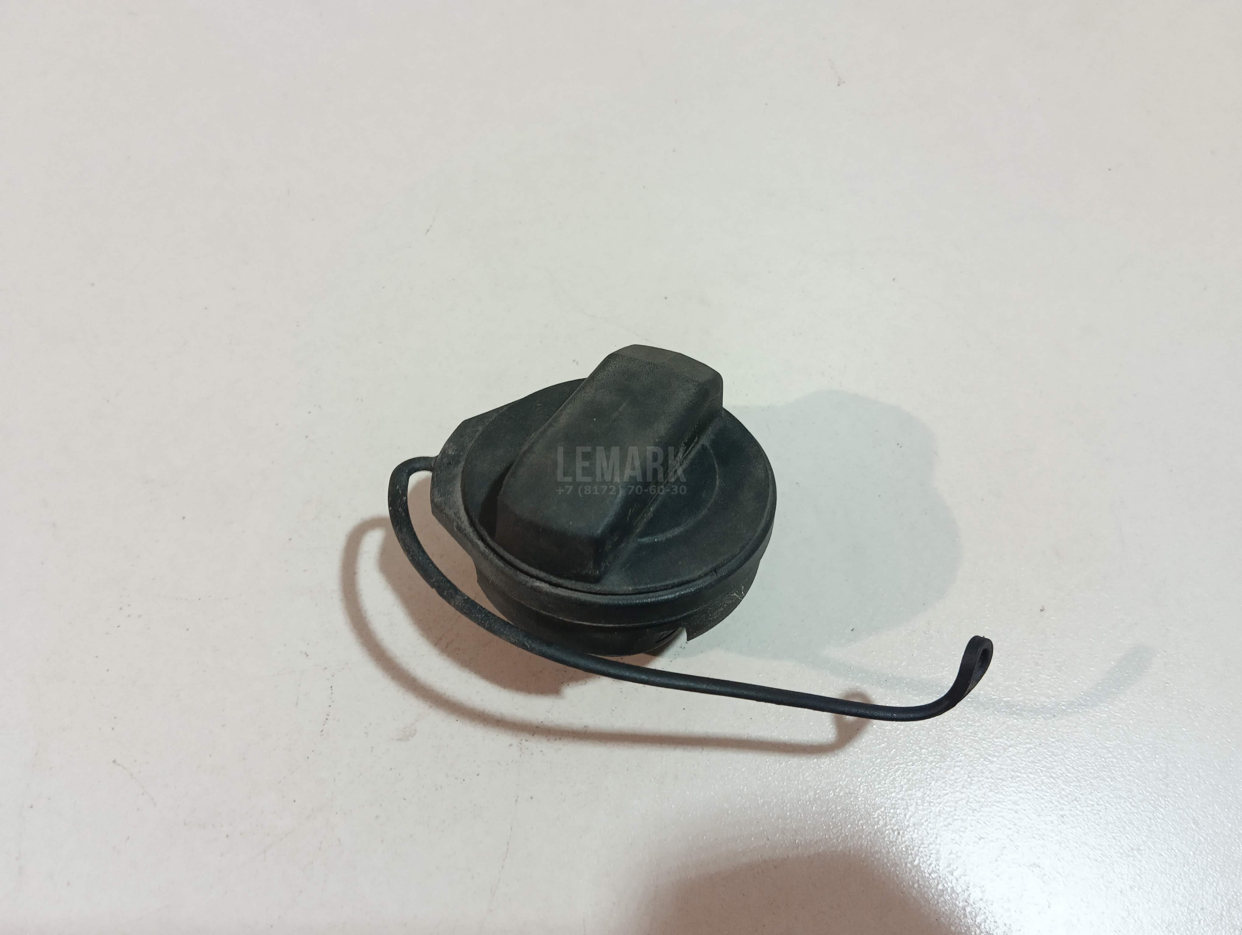 Крышка топливного бака 6R0201550C VAG