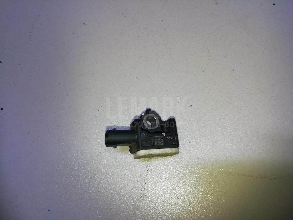 Датчик AIR BAG 7P0959651 VAG