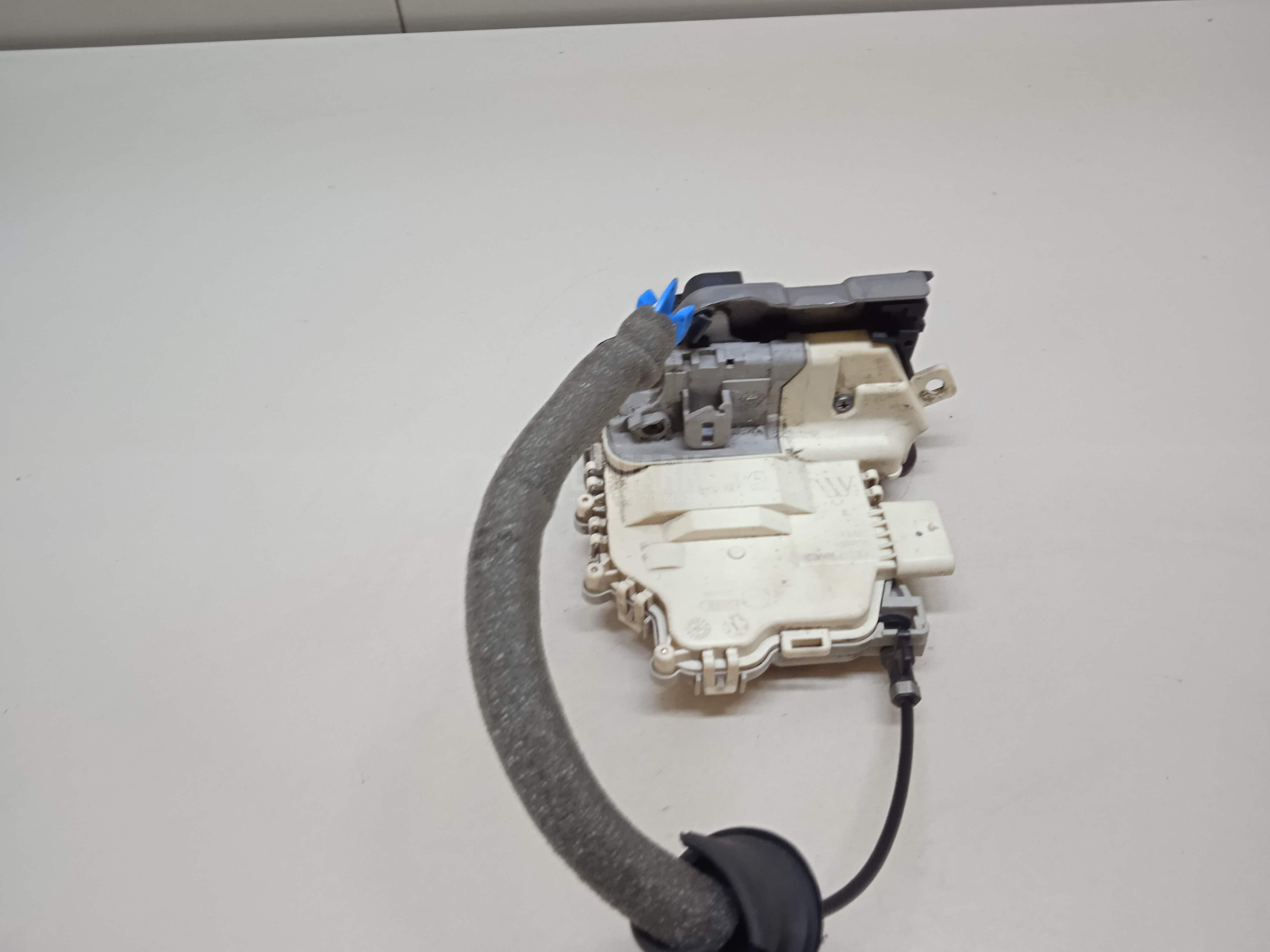 Замок двери задней левой для  BMW 3-serie E92/E93 2006-2012