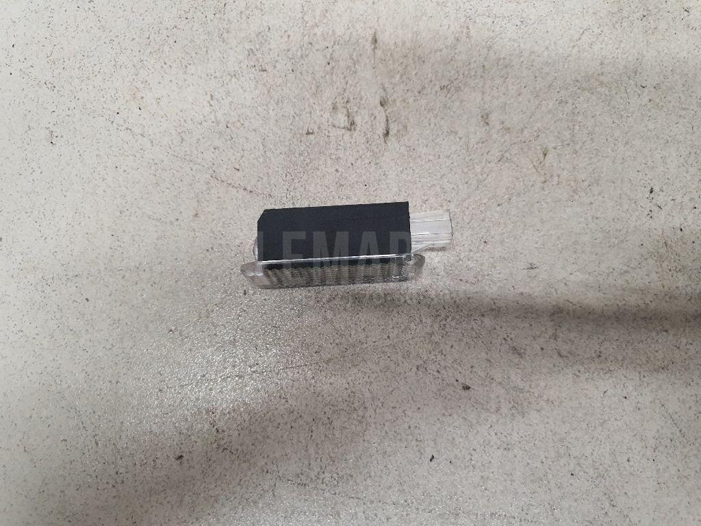 Плафон салонный 4E0947415 VAG