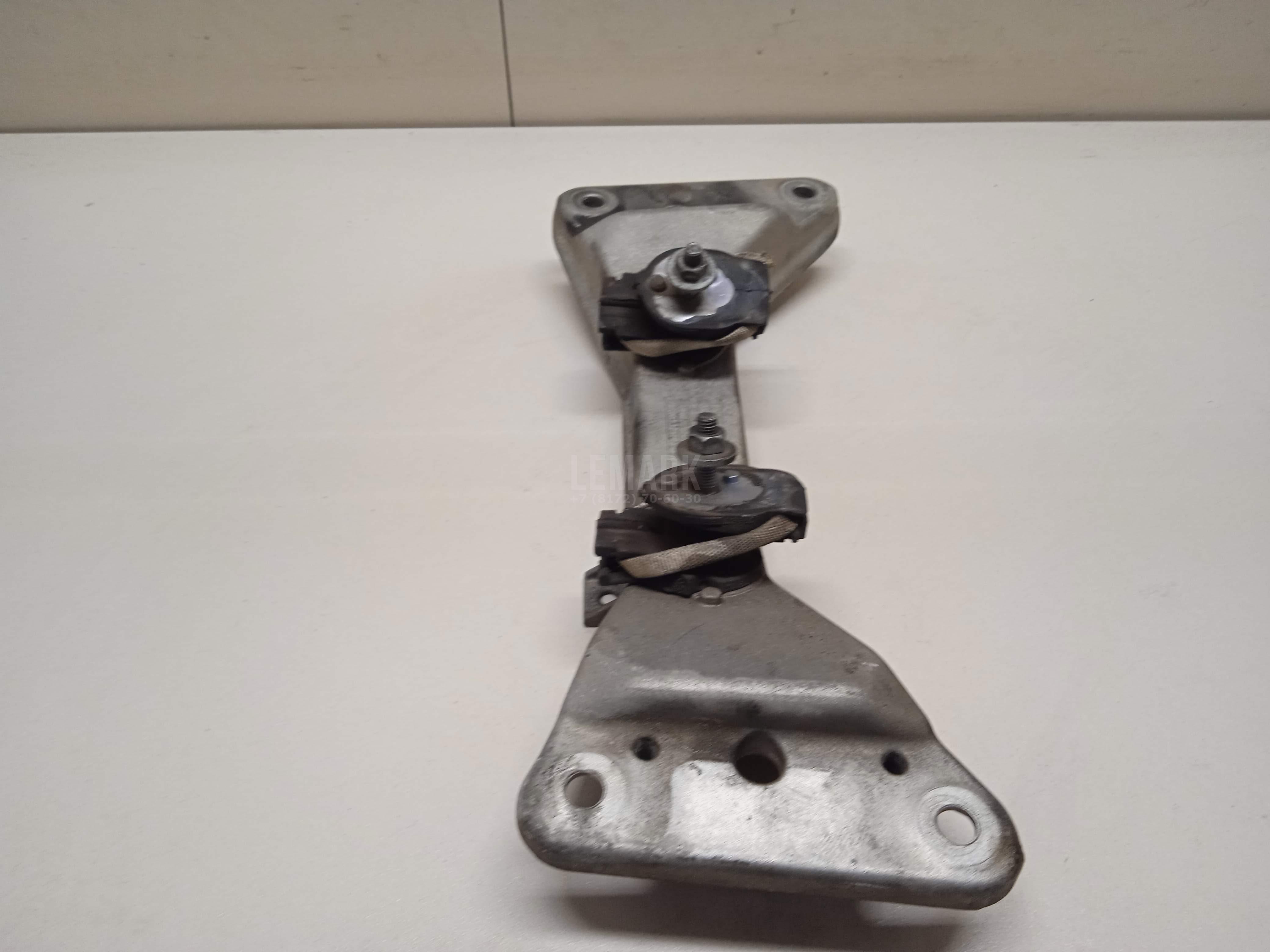 Опора КПП для  BMW X6 F16/F86 2014-2020
