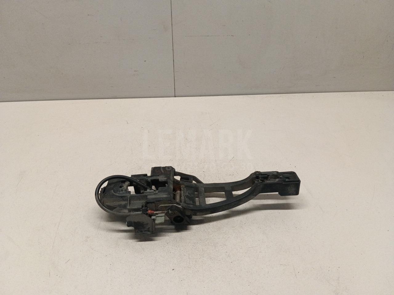 Кронштейн ручки 1869296 Ford